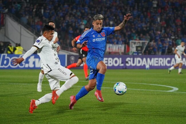 Màn so tài kịch tính Independiente vs Universidad de Chile